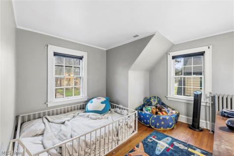 3172 Warrington Road Shaker Heights OH 44120