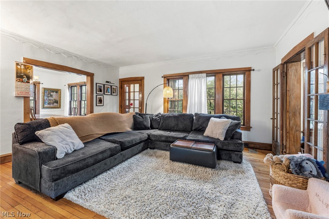 3172 Warrington Road Shaker Heights OH 44120