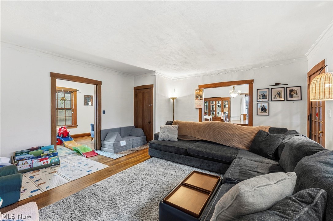 3172 Warrington Road Shaker Heights OH 44120