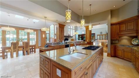 735 Hardwick Drive Aurora OH 44202