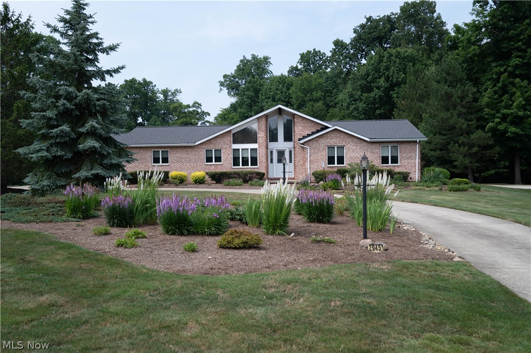 29451 Sayle Drive Willoughby Hills OH 44092