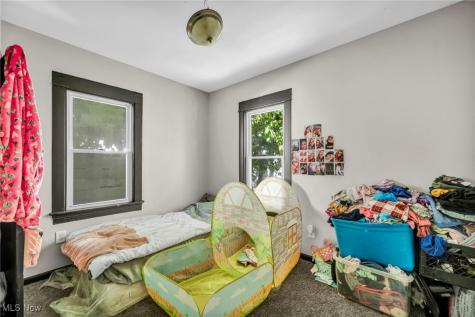 2013 W 99th Street Cleveland OH 44102