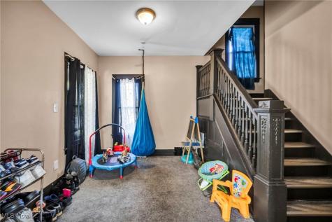 2013 W 99th Street Cleveland OH 44102