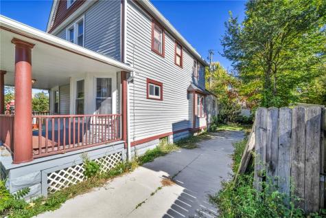 2013 W 99th Street Cleveland OH 44102