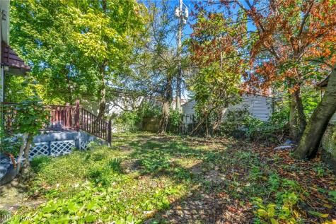 2013 W 99th Street Cleveland OH 44102