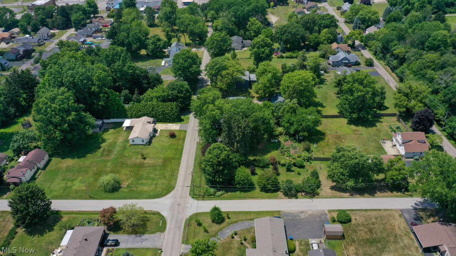 1493 Morris Street Mineral Ridge OH 44440
