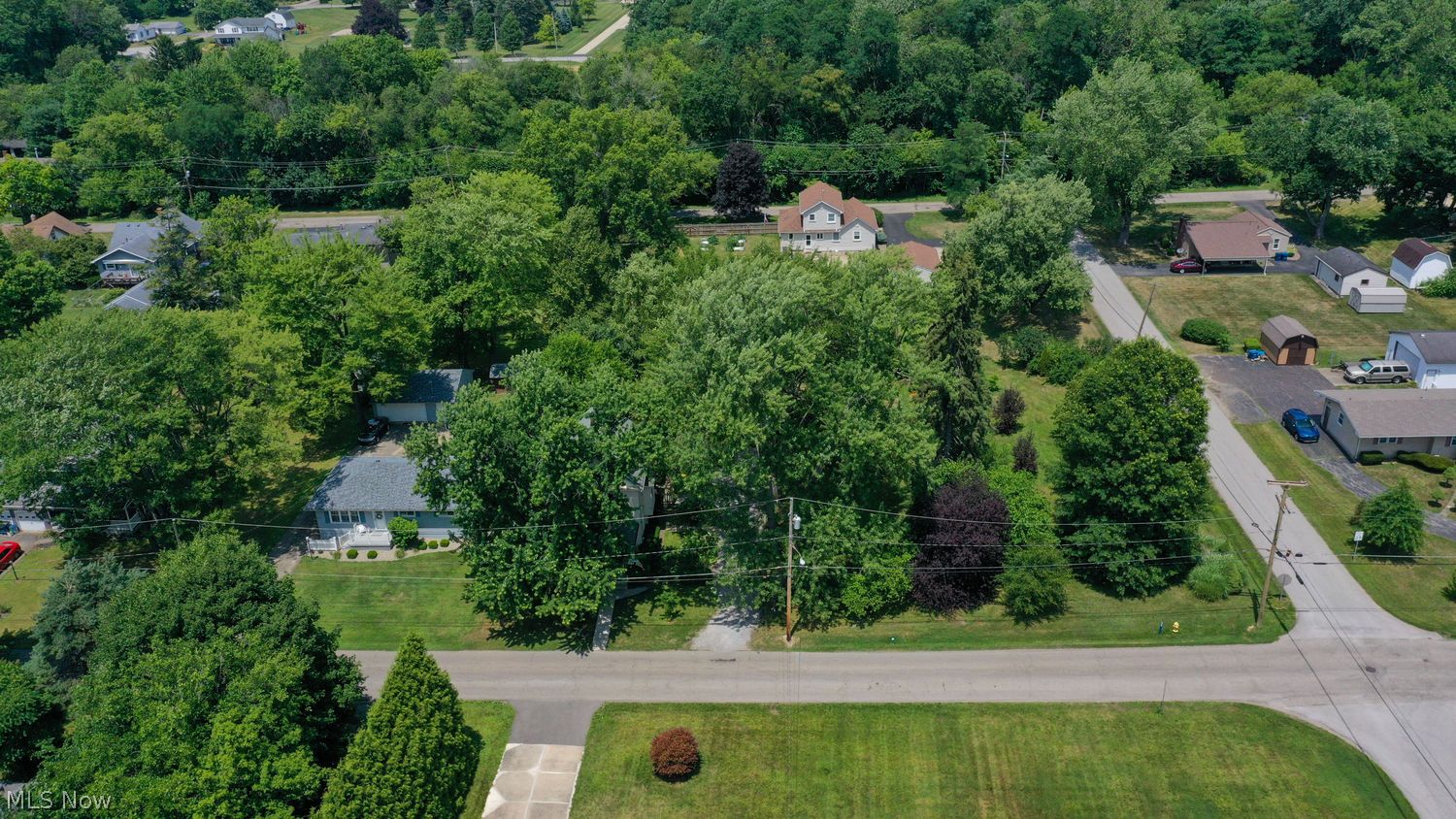1493 Morris Street Mineral Ridge OH 44440