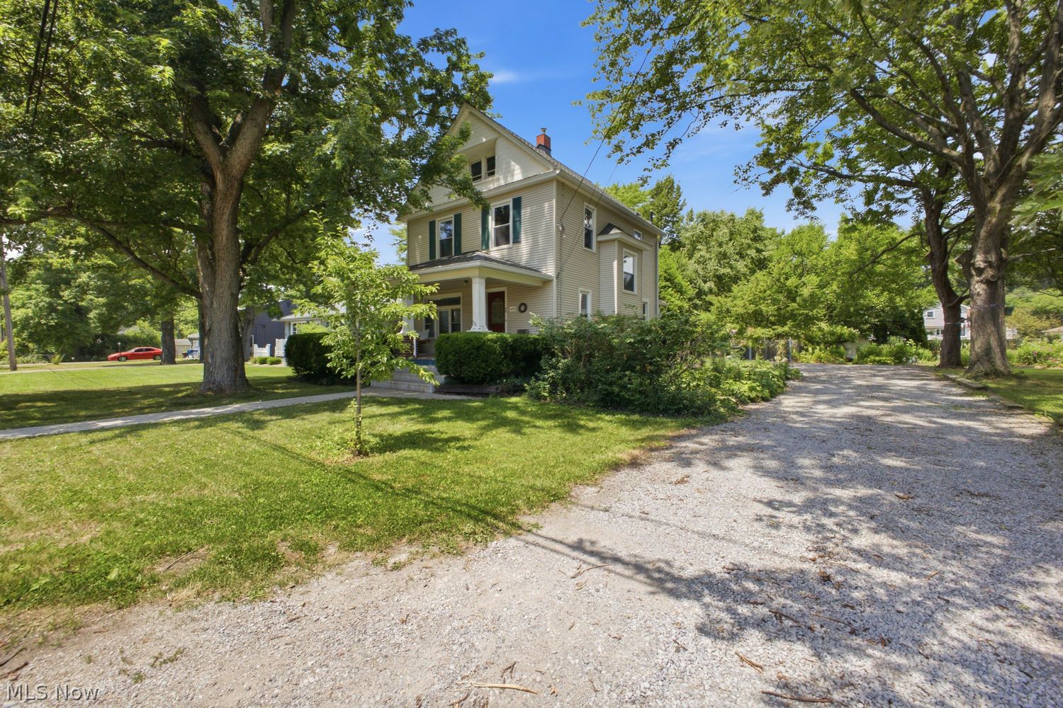 1493 Morris Street Mineral Ridge OH 44440