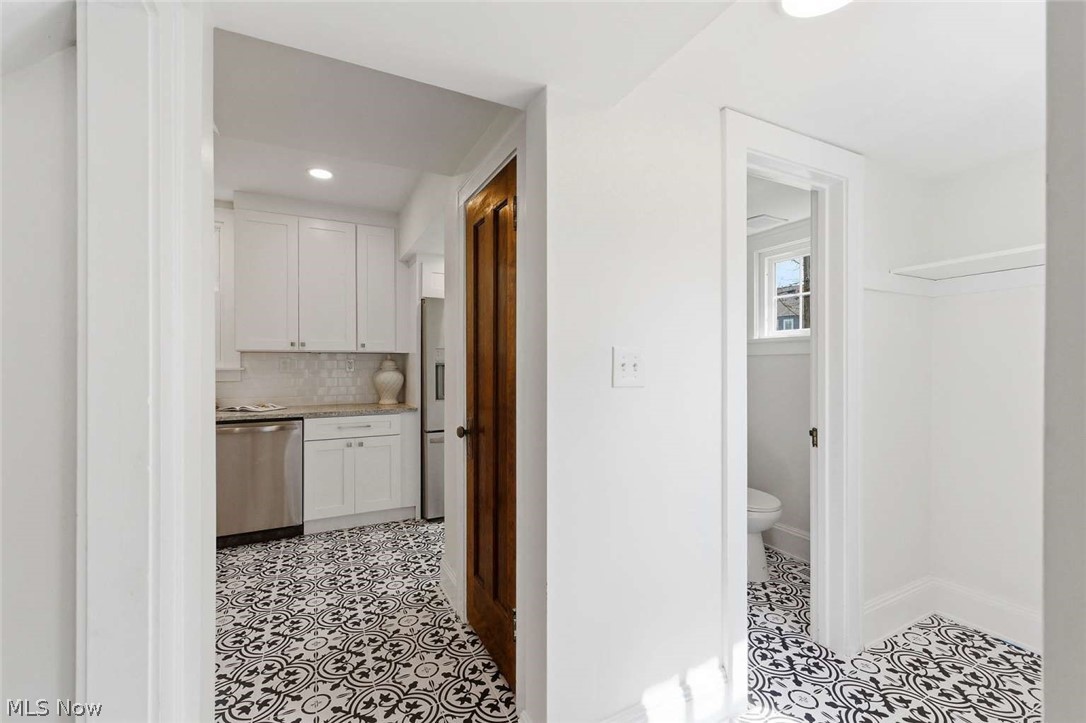 3305 Enderby Road Shaker Heights OH 44120