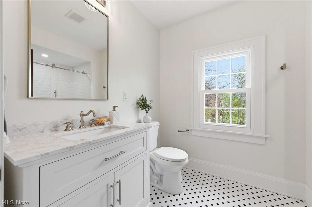 3305 Enderby Road Shaker Heights OH 44120