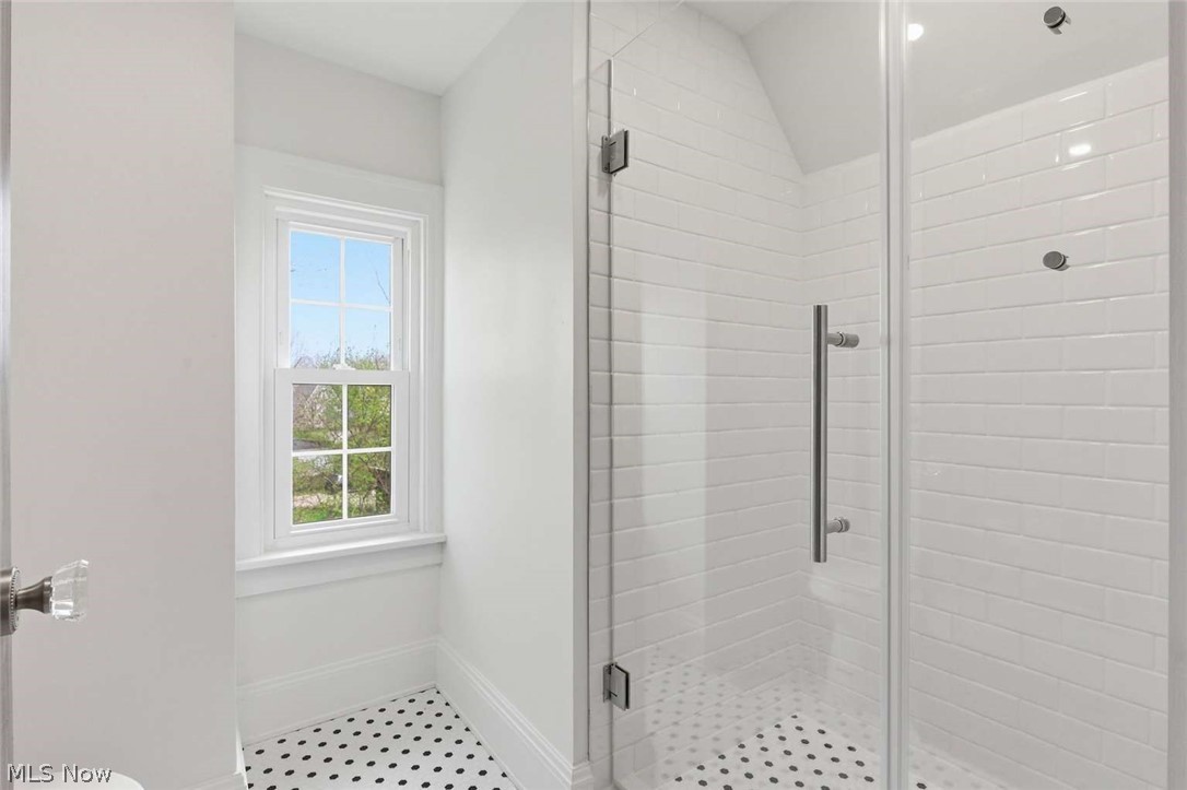 3305 Enderby Road Shaker Heights OH 44120