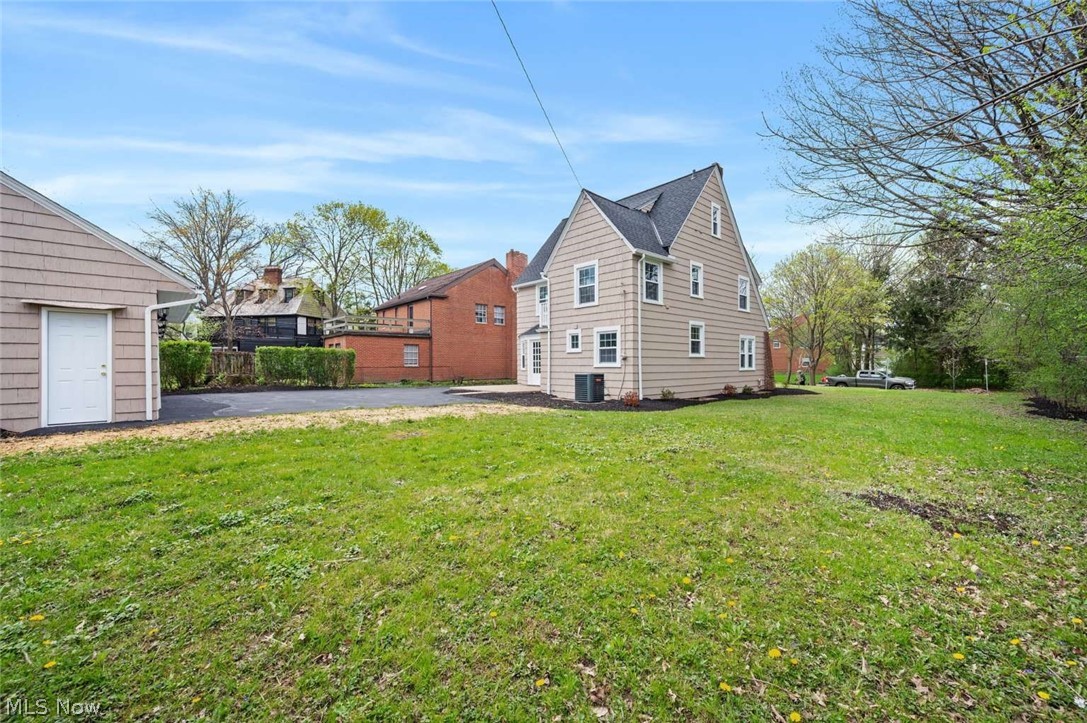 3305 Enderby Road Shaker Heights OH 44120