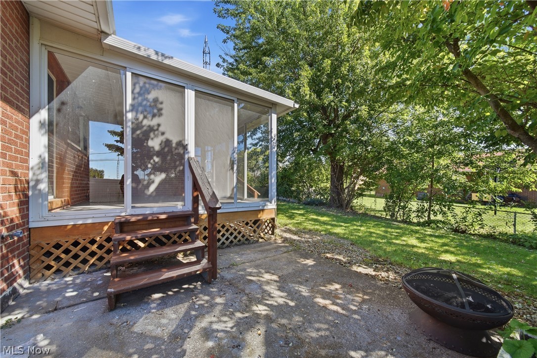 1444 W Valentine Circle NW Canton OH 44708