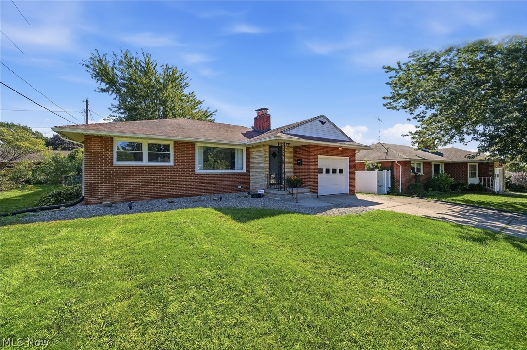 1444 W Valentine Circle NW Canton OH 44708