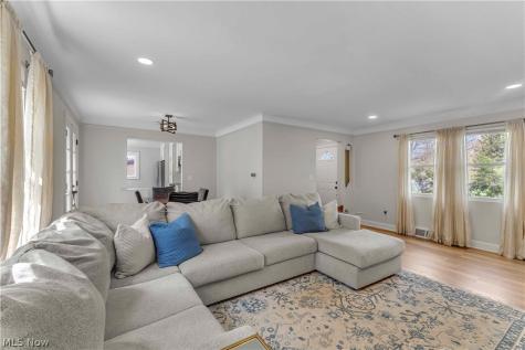 4519 W Ridgewood Drive Parma OH 44134