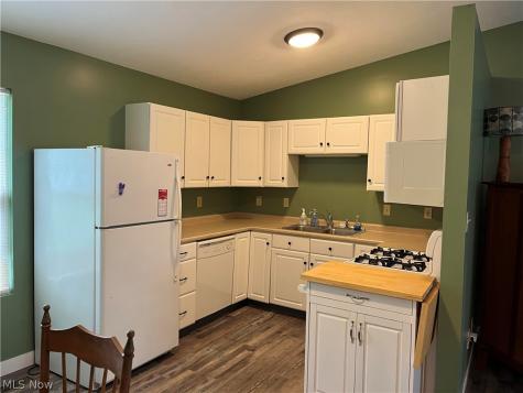 991 Nevin Street Akron OH 44310