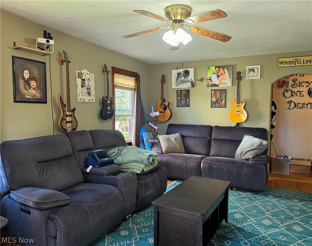 515 Wirt Street Belpre OH 45714