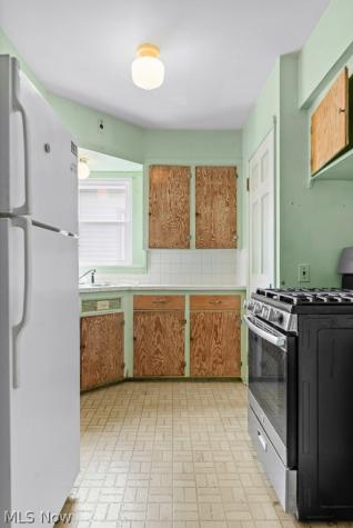 5702 Theota Avenue Parma OH 44129