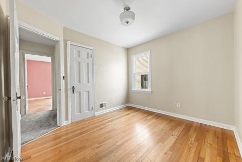 5702 Theota Avenue Parma OH 44129