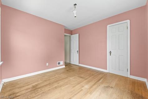 5702 Theota Avenue Parma OH 44129