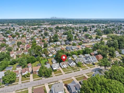 5702 Theota Avenue Parma OH 44129