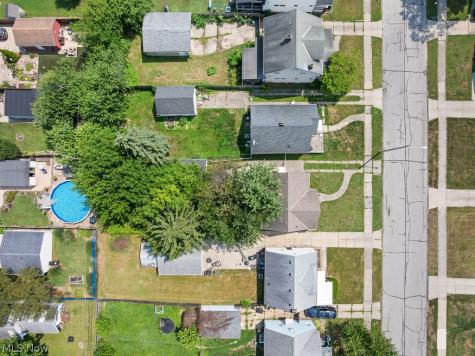 5702 Theota Avenue Parma OH 44129