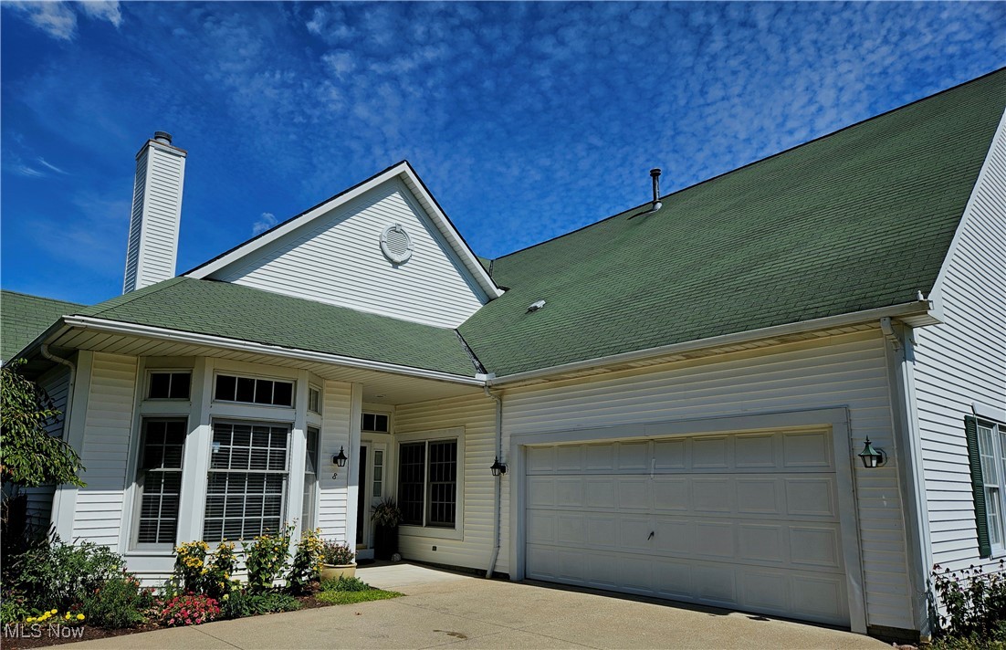 8 Golf View Lane North Olmsted OH 44070