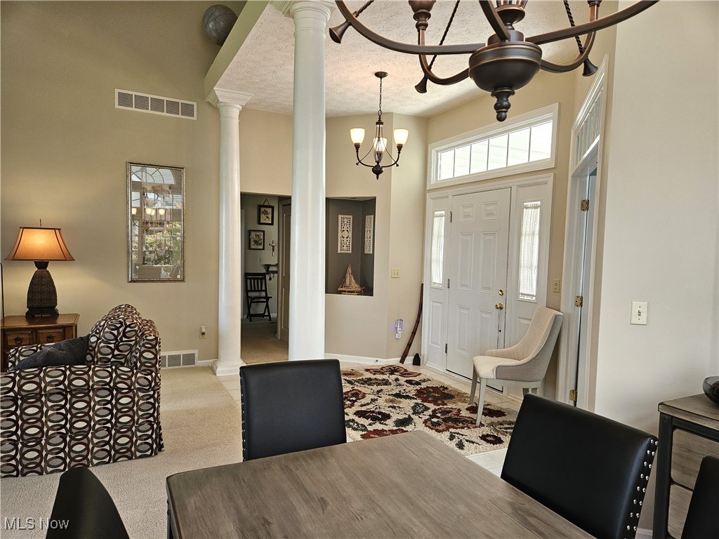 8 Golf View Lane North Olmsted OH 44070