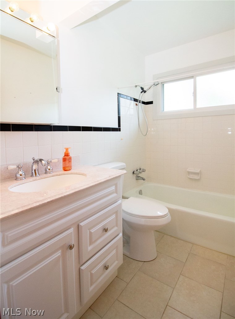 3504 Orchard Hill Drive Canfield OH 44406