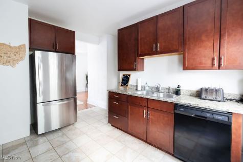 1444 E 108th Street Cleveland OH 44106