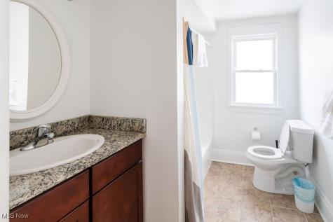 1444 E 108th Street Cleveland OH 44106