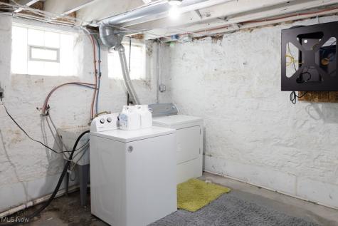 1444 E 108th Street Cleveland OH 44106