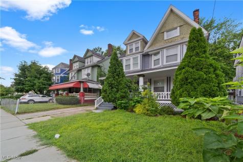 1444 E 108th Street Cleveland OH 44106