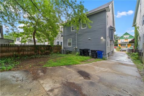 1444 E 108th Street Cleveland OH 44106