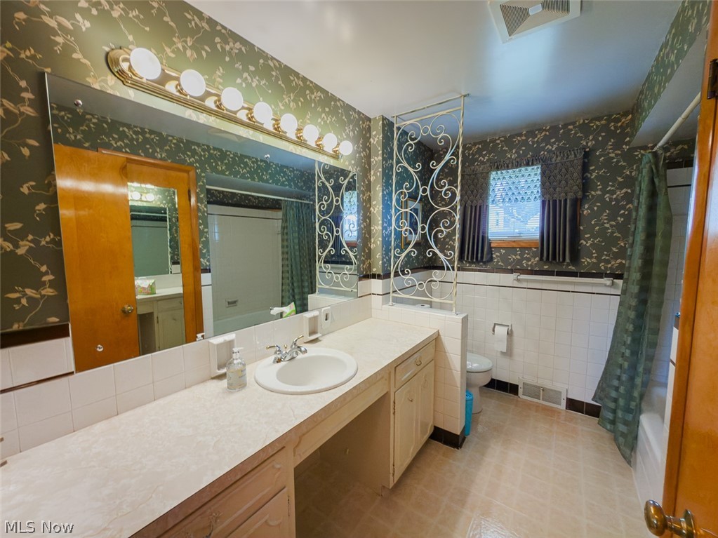 4514 8th Street NW Canton OH 44708