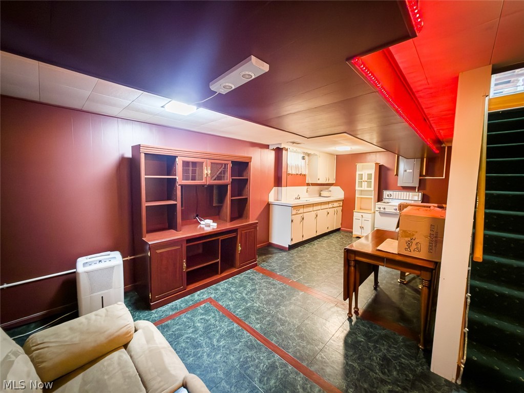4514 8th Street NW Canton OH 44708