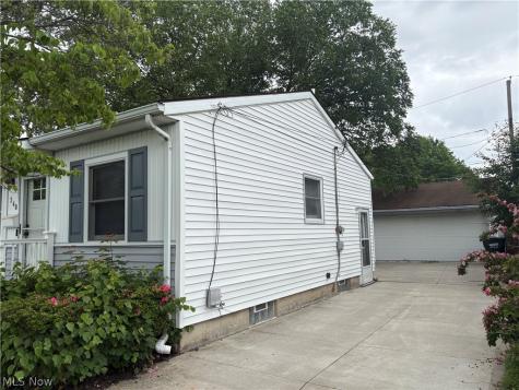 340 Hickory Drive Berea OH 44017