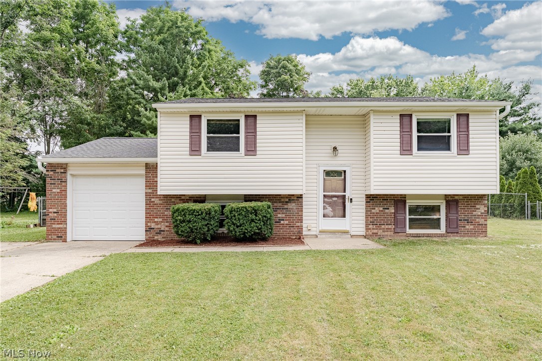 4988 Commanche Trail Stow OH 44224