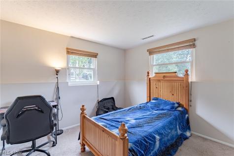 4988 Commanche Trail Stow OH 44224