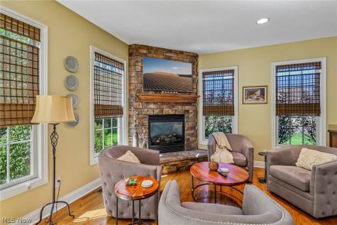 205 Lookout Point Aurora OH 44202