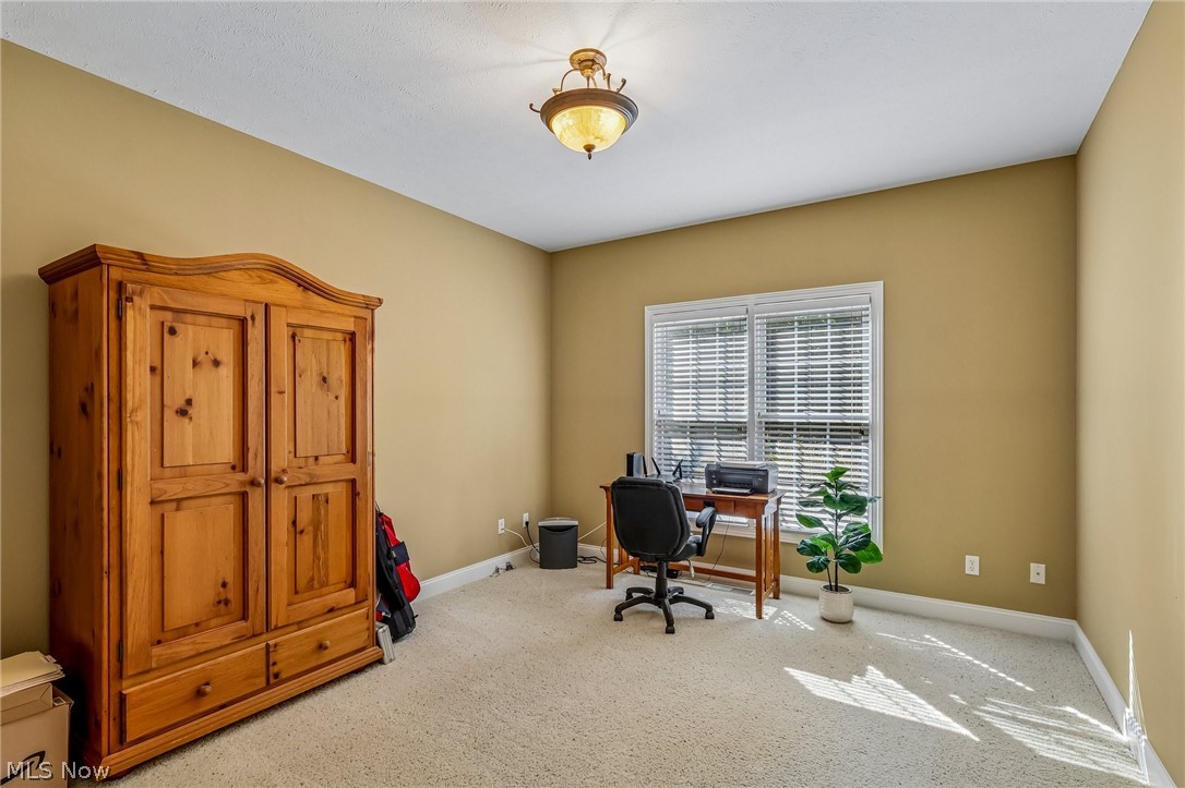 205 Lookout Point Aurora OH 44202