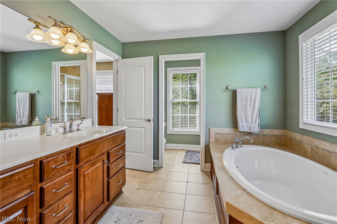 205 Lookout Point Aurora OH 44202