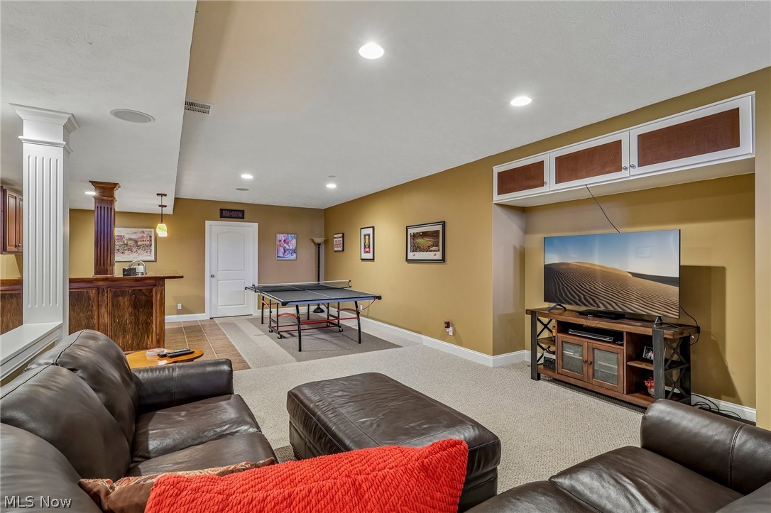 205 Lookout Point Aurora OH 44202