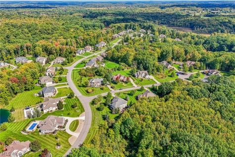 205 Lookout Point Aurora OH 44202