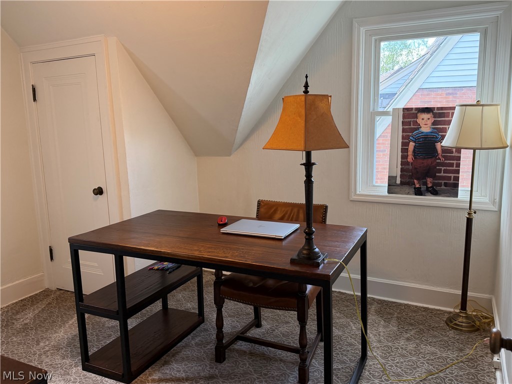 1952 Mccauslen Manor Steubenville OH 43952