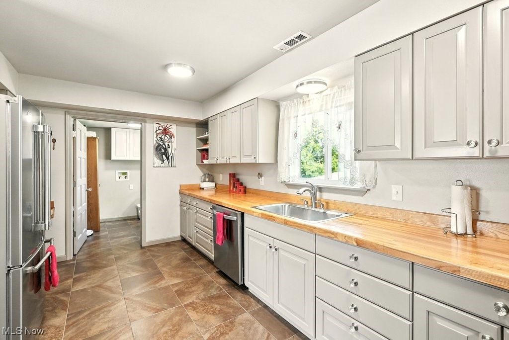 3328 Main Street Mineral Ridge OH 44440