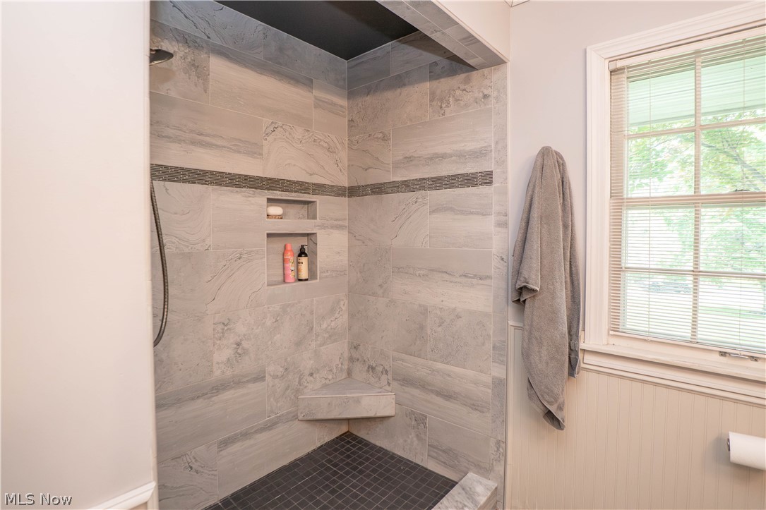 2810 Brentwood Close Street NW Canton OH 44708