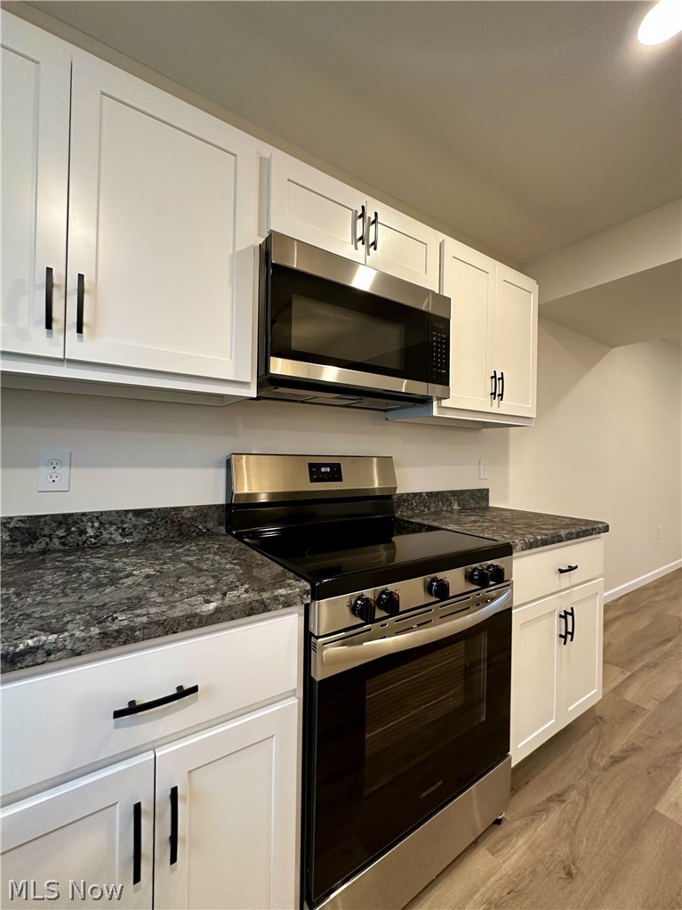 1587 Drexel Avenue NW Warren OH 44485