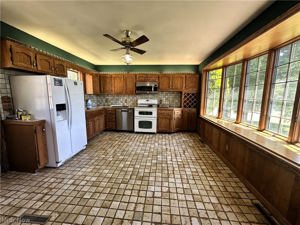 37405 State Route 7 Newport OH 45768