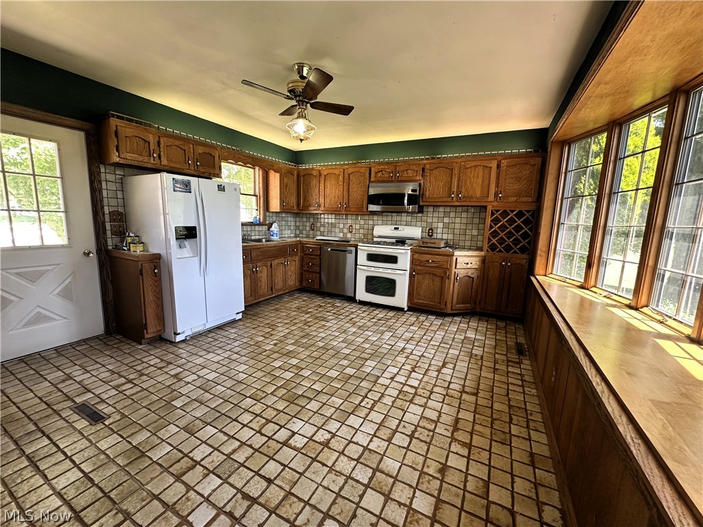 37405 State Route 7 Newport OH 45768